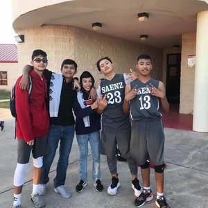 Meet your Posher, Luis